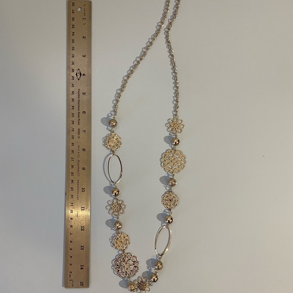 NEW!💙💎GORGEOUS FASHION NECKLACE!💎💙FLOWERS OVALS SILVER BALL BEADS! LOVELY! - Picture 5 of 7